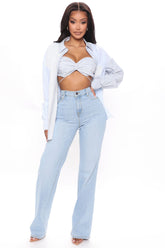 Can't You Relax Straight Leg Jeans - Light Blue Wash Ins Street